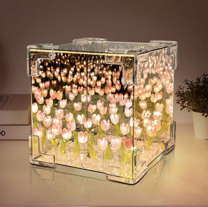 Tulip Cube Mini Lamp