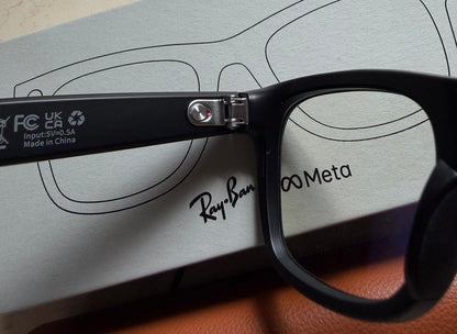 Ray-Ban Meta Smart Glasses